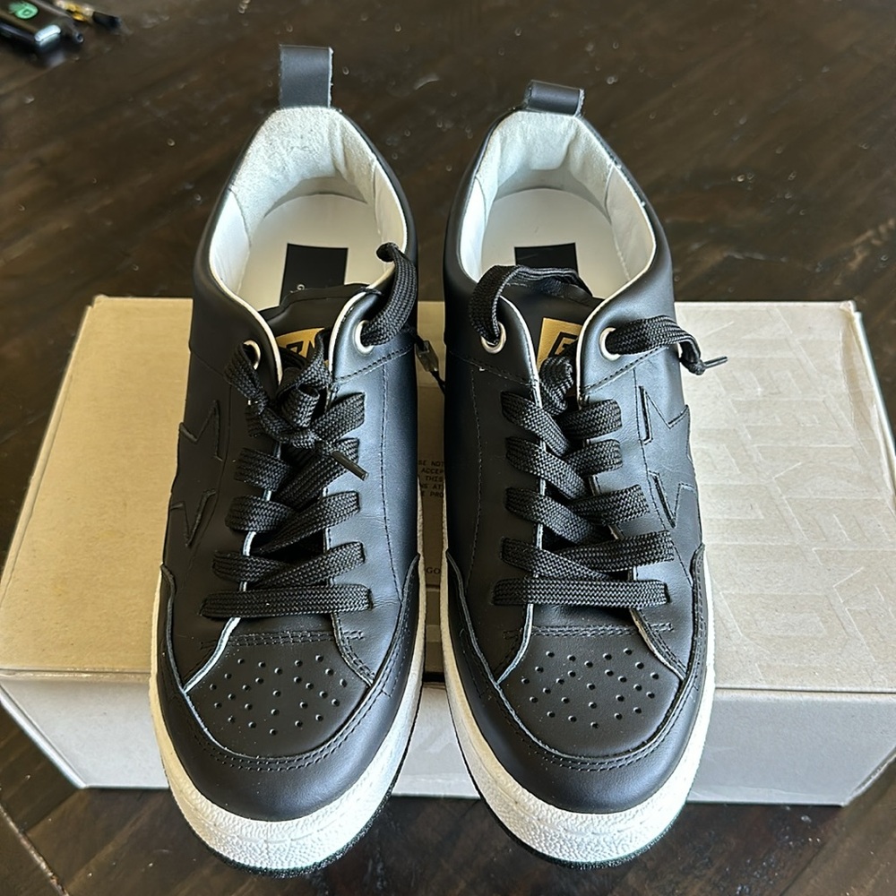 BRAND NEW (size 41UK) GOLDEN GOOSE Yeah Men’s shoes.